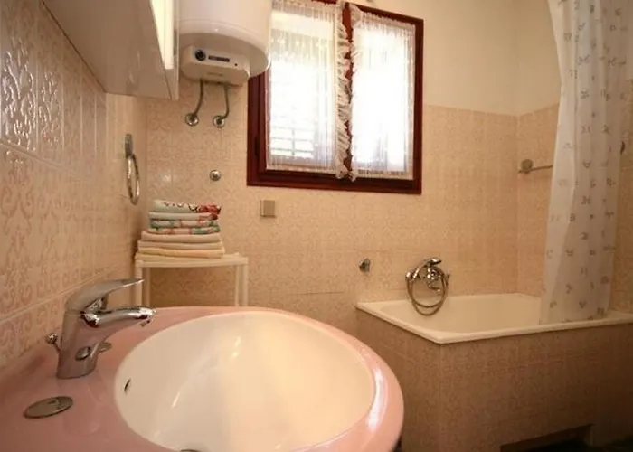 With Parking Space Baska, Krk - 23742 Apartmán Baška