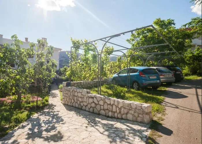With Parking Space Baska, Krk - 23742 Apartmán *