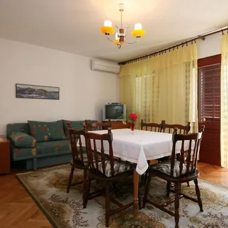 With Parking Space Baska, Krk - 23742 Appartamento